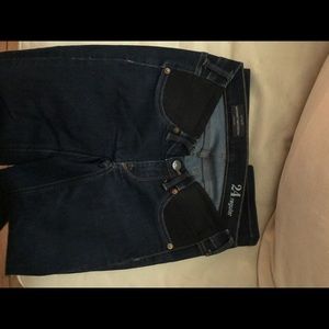 J crew Maternity skinny jeans 24